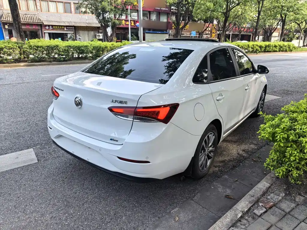 Buick Excelle — миниатюра 13