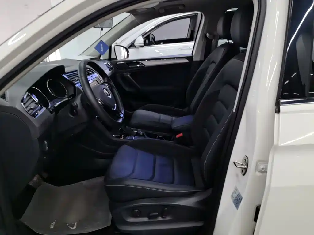 Volkswagen Tiguan L — миниатюра 15
