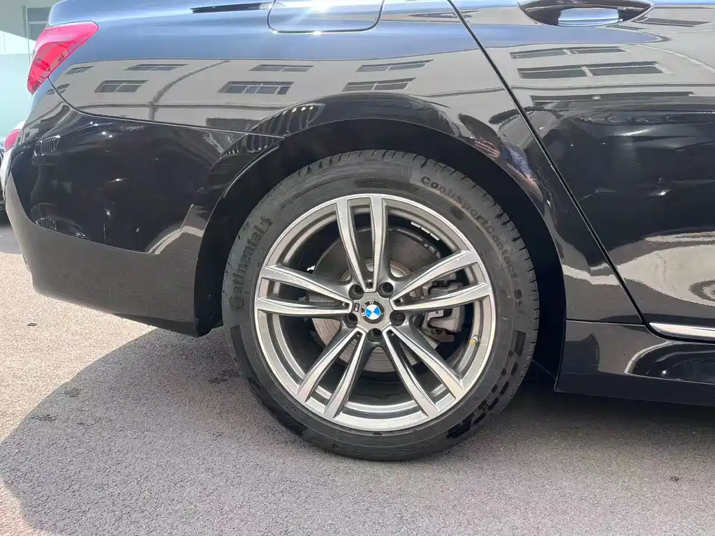 BMW 7 Series 7 2018 730Li Lead M Sport