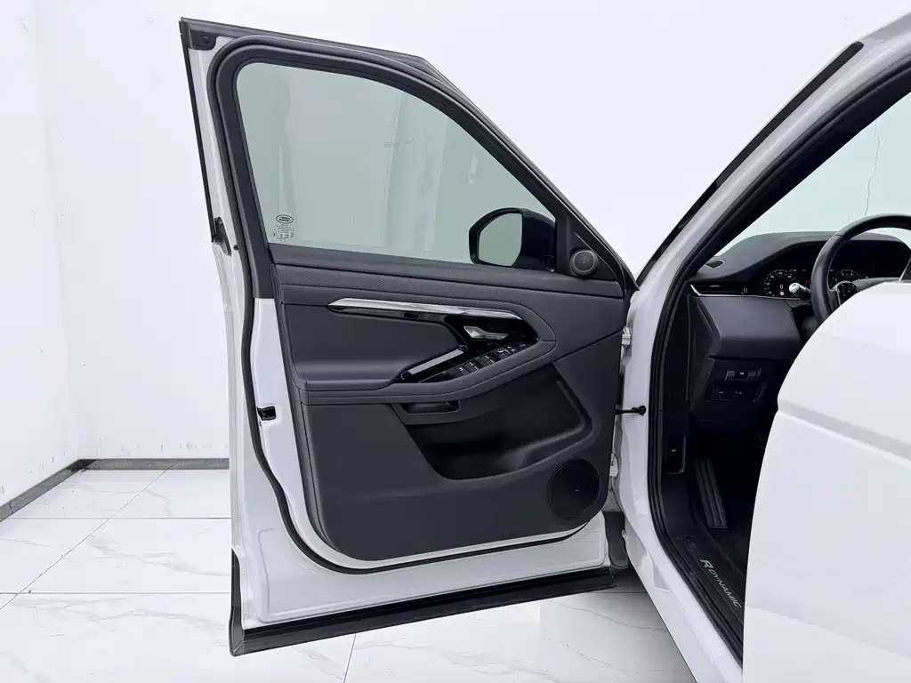 Land Rover Evoque — миниатюра 8