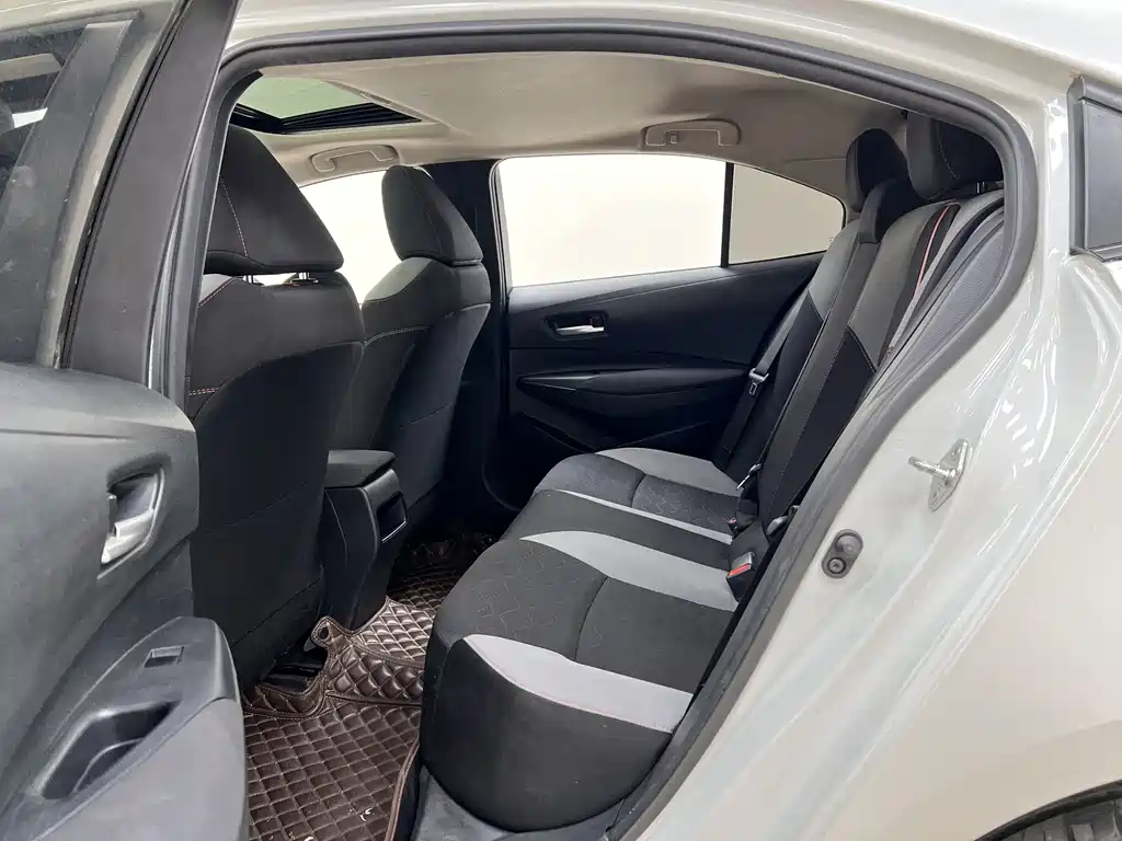 Toyota Corolla — миниатюра 15