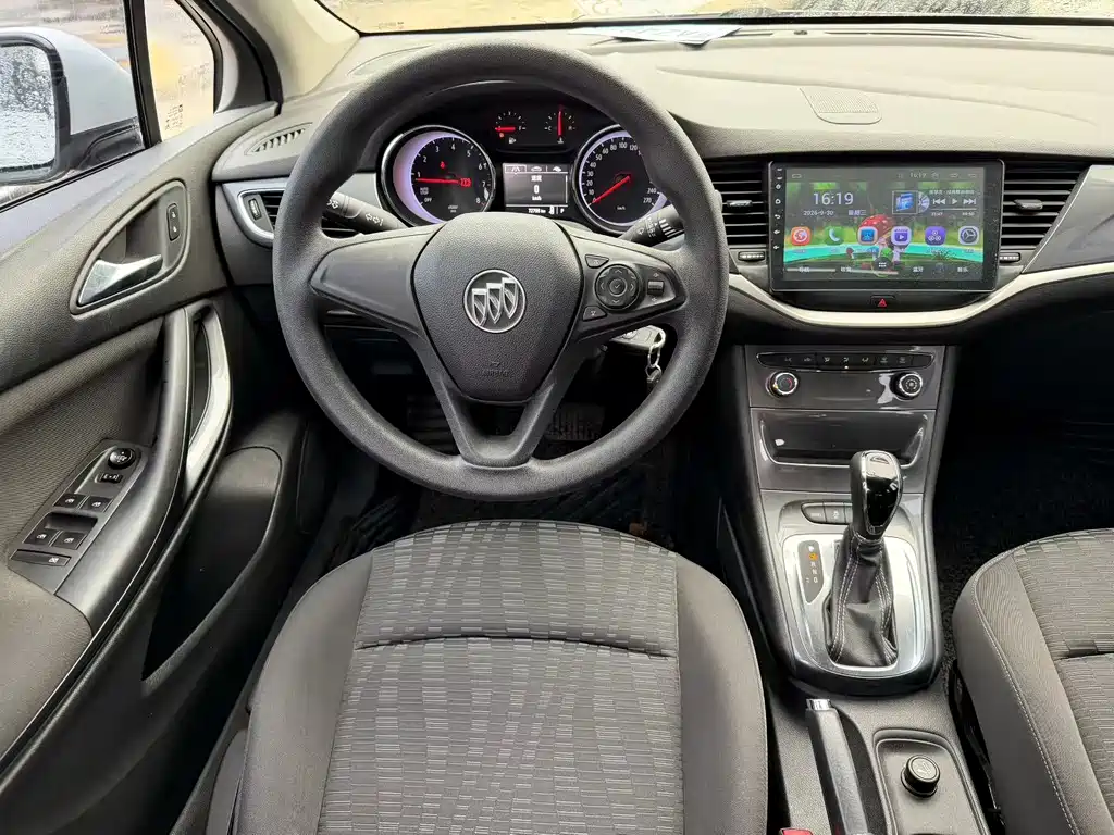 Buick Verano — миниатюра 5