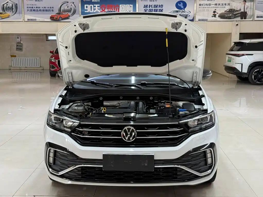 Volkswagen T-Roc — миниатюра 7