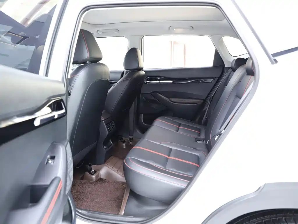 Kia KX3 — миниатюра 13