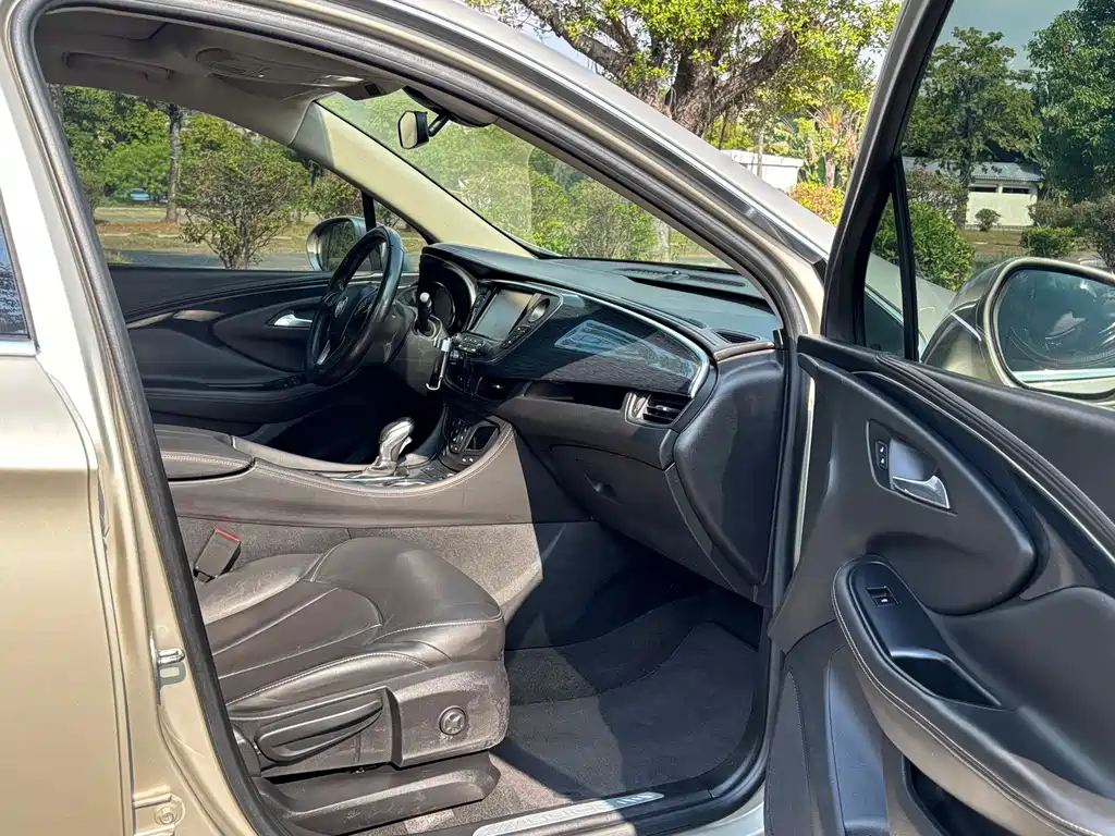 Buick Envision Plus — миниатюра 9