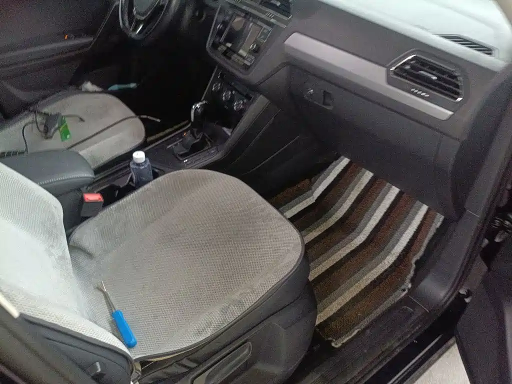 Volkswagen Tiguan L — миниатюра 19