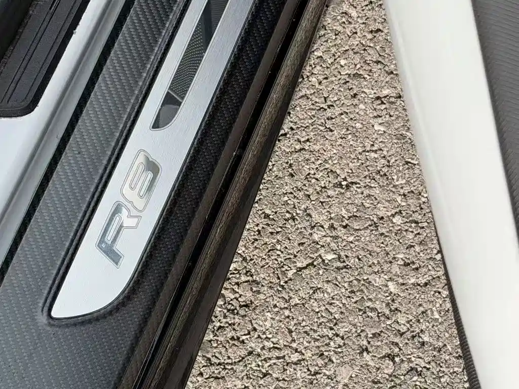 Audi R8 — миниатюра 19