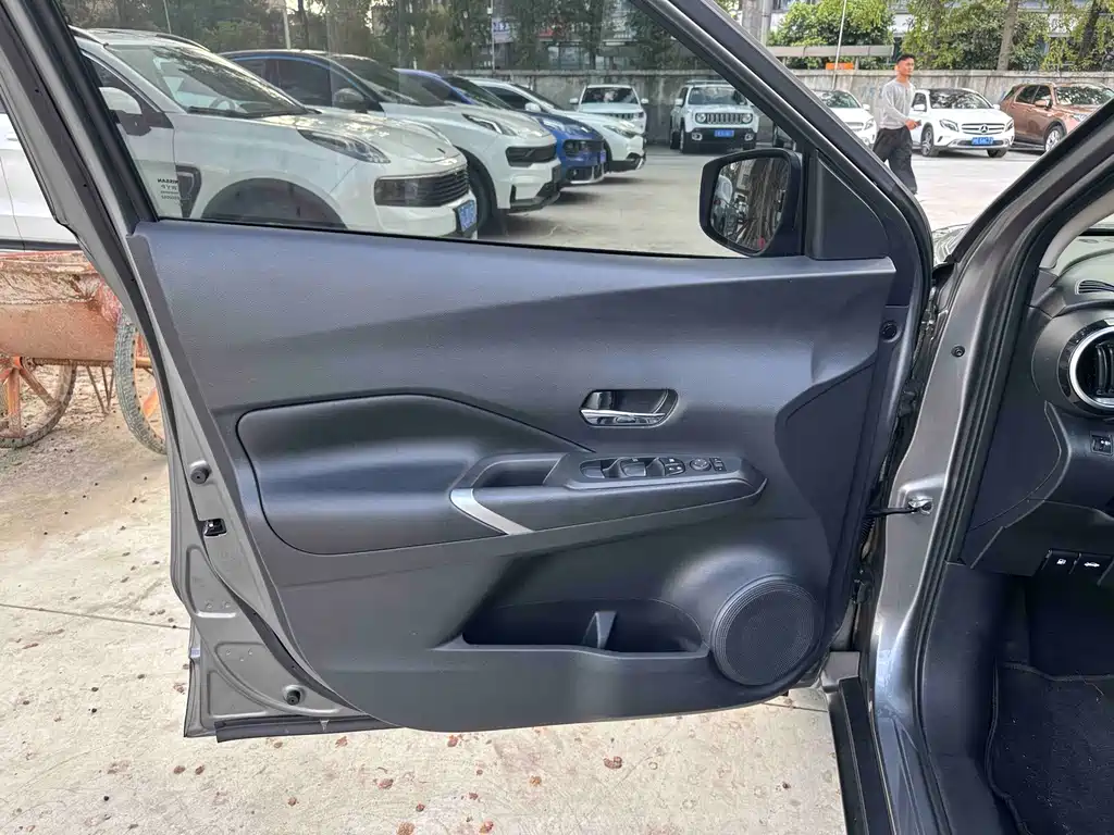 Nissan Kicks — миниатюра 4