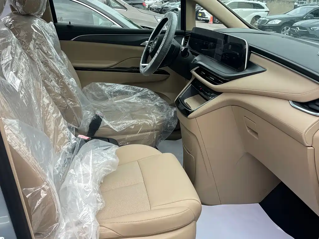Buick GL8 2025 Premium