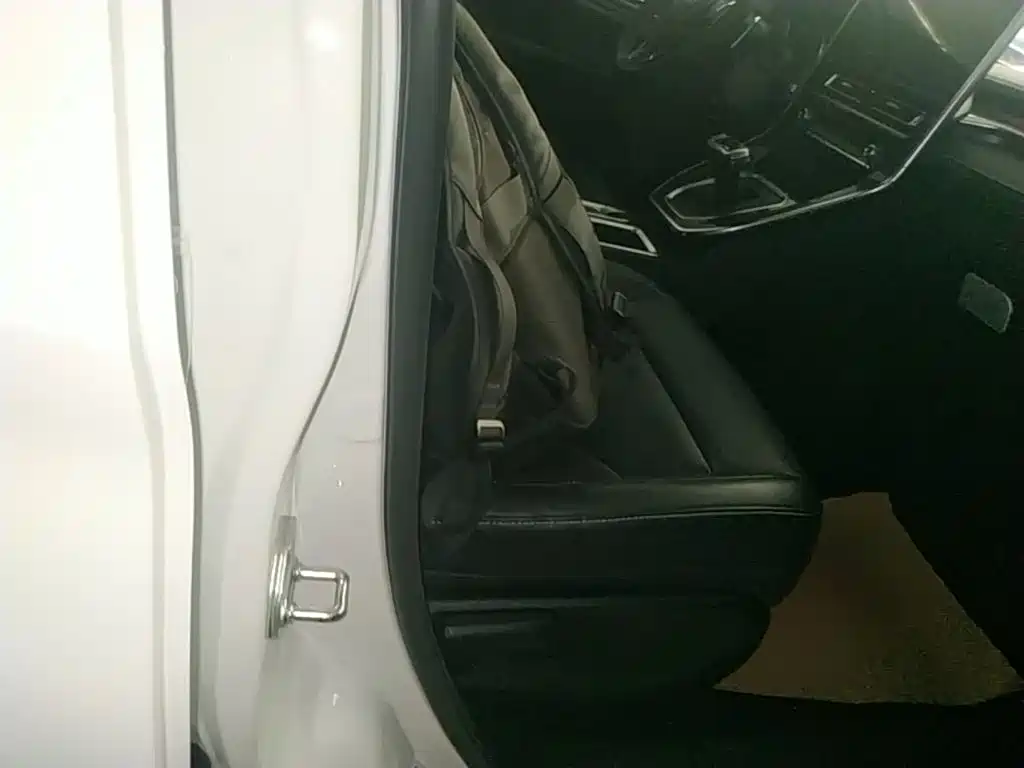 Haval M6 — миниатюра 25