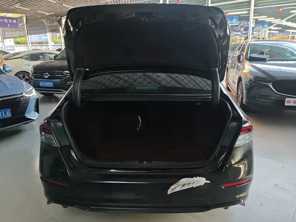 Honda Accord — миниатюра 9