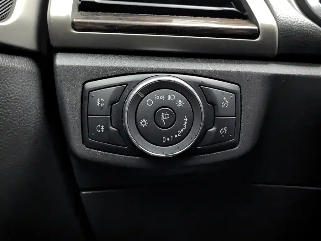 Ford Mondeo — миниатюра 21