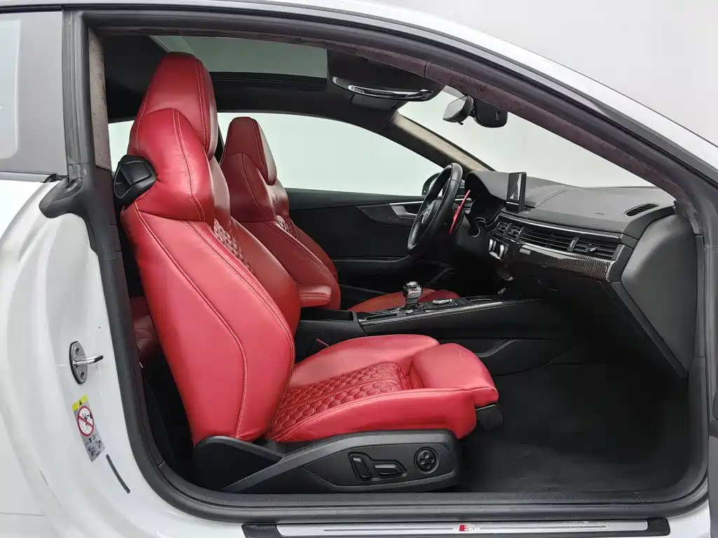 Audi A5 (Import) — миниатюра 23