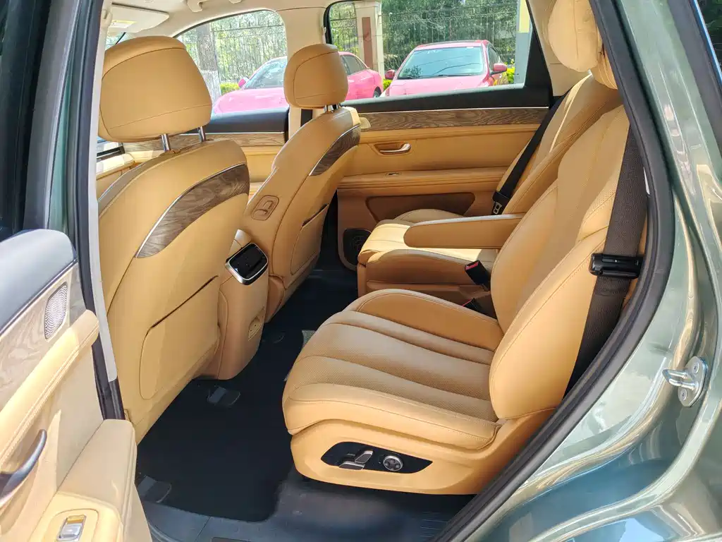 AITO ASK THE WORLD M7