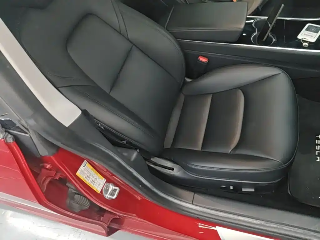Tesla Model 3 — миниатюра 25