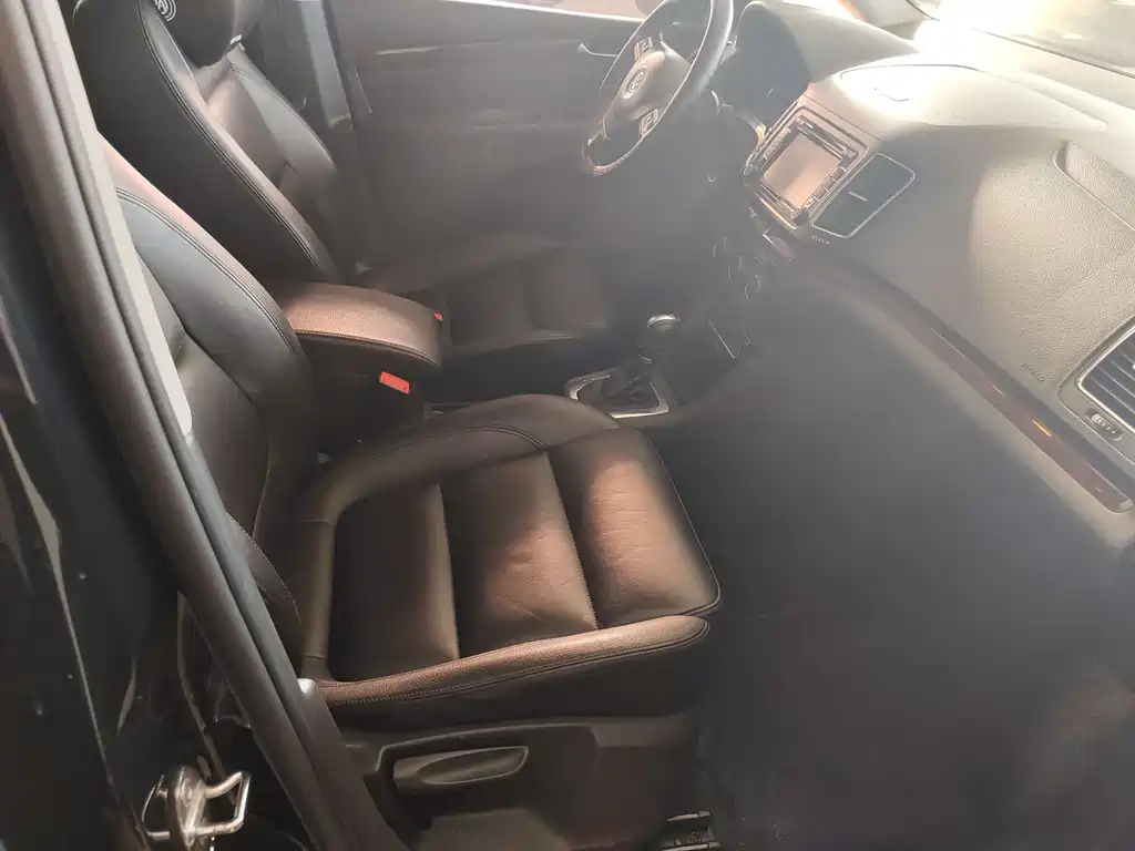 Volkswagen Sharan — миниатюра 13