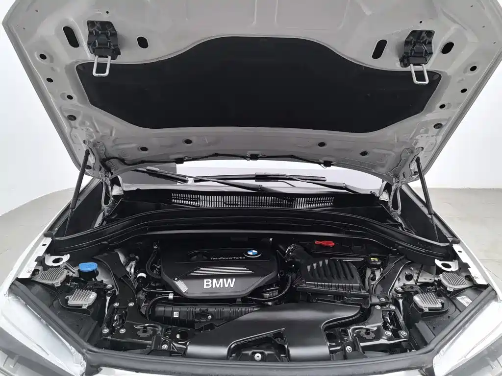 BMW X1 — миниатюра 6