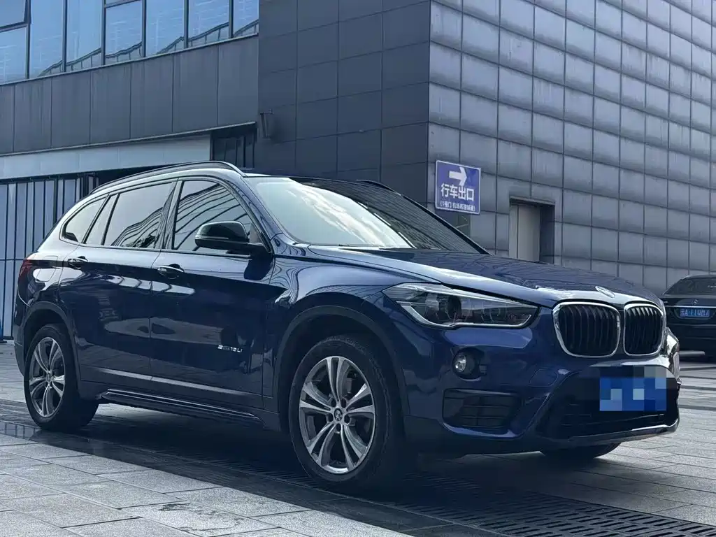 BMW X1 — миниатюра 3