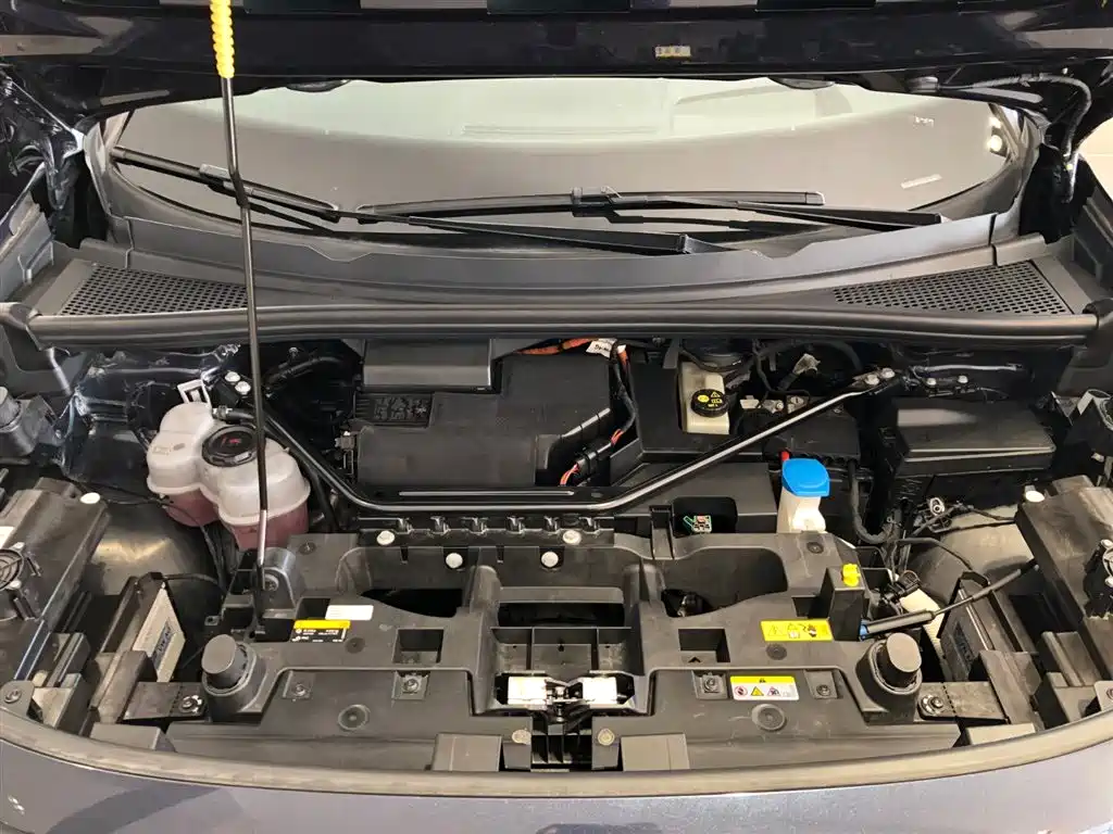 VOLKSWAGEN ID.6 CROZZ