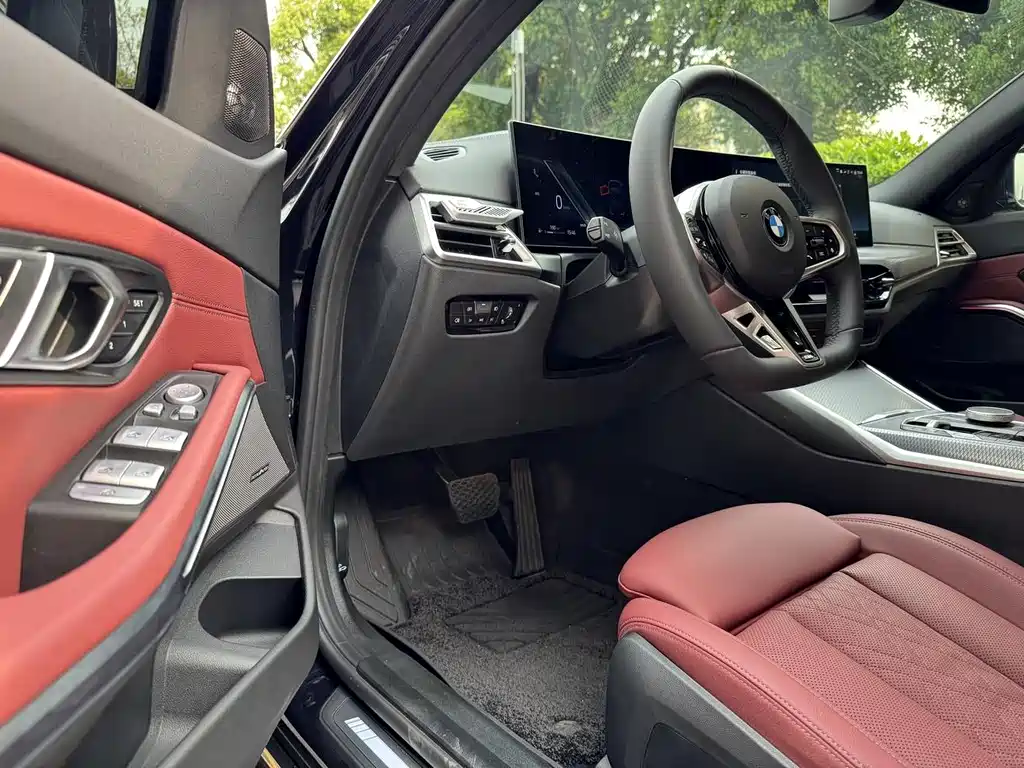 BMW 3 Series 3 2025 330i M Sport
