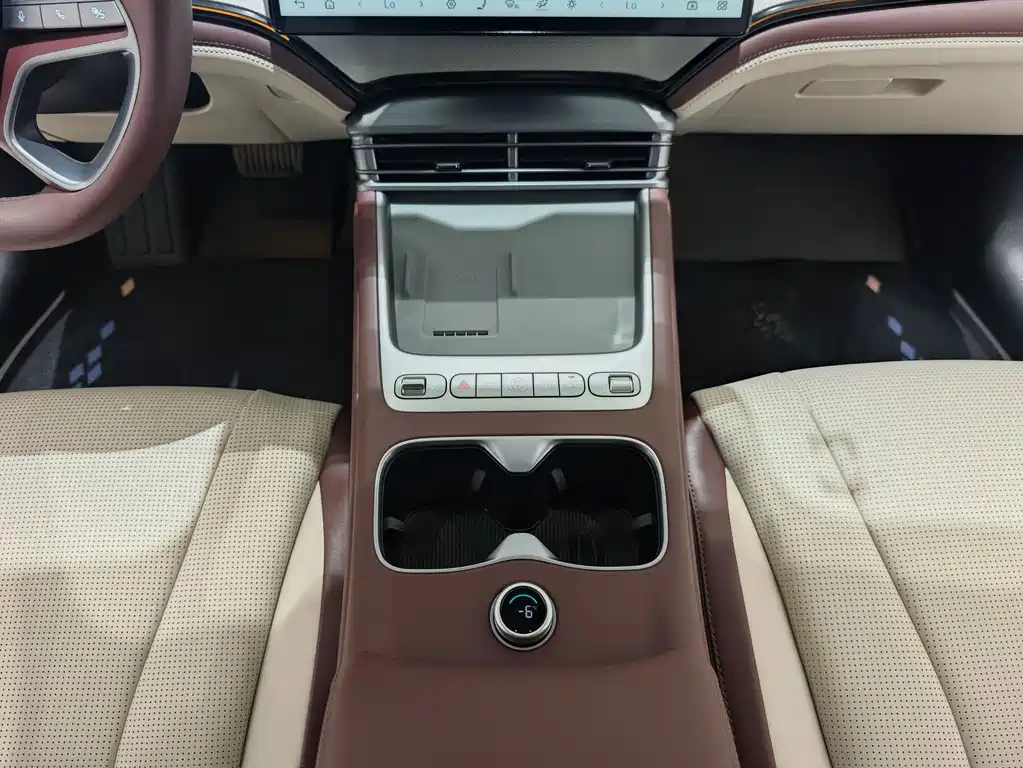 BYD Seal 07 DM-i — миниатюра 8