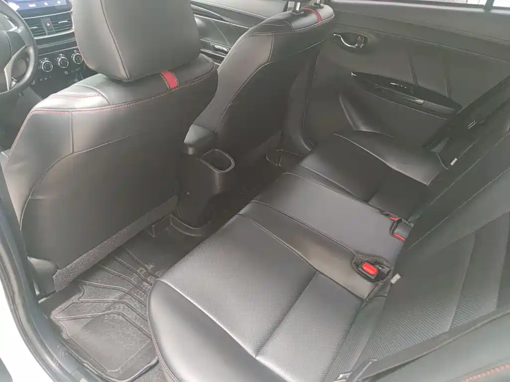 TOYOTA YARIS L ZHIXUAN