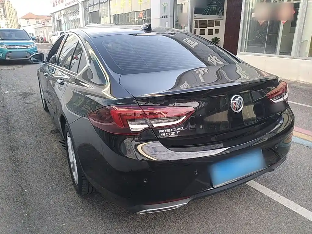 Buick Regal — миниатюра 5