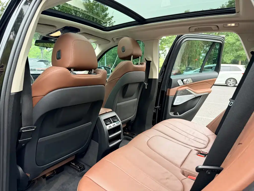 BMW X5 (Import) — миниатюра 13