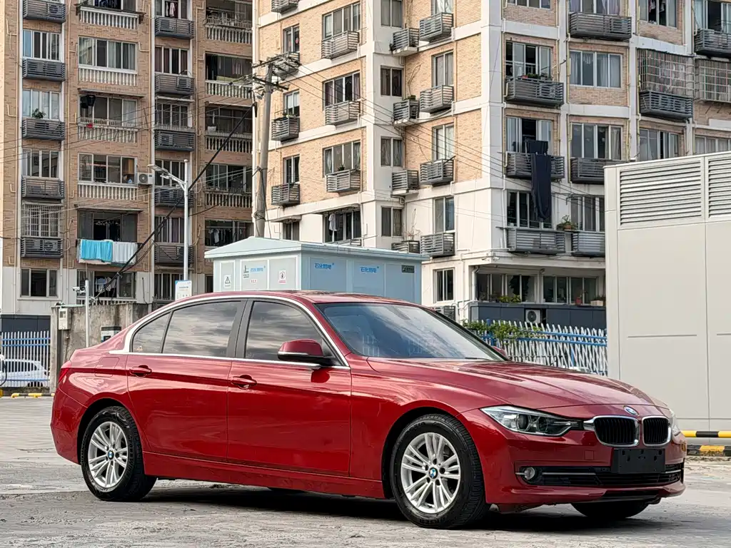 BMW 3 Series — миниатюра 3