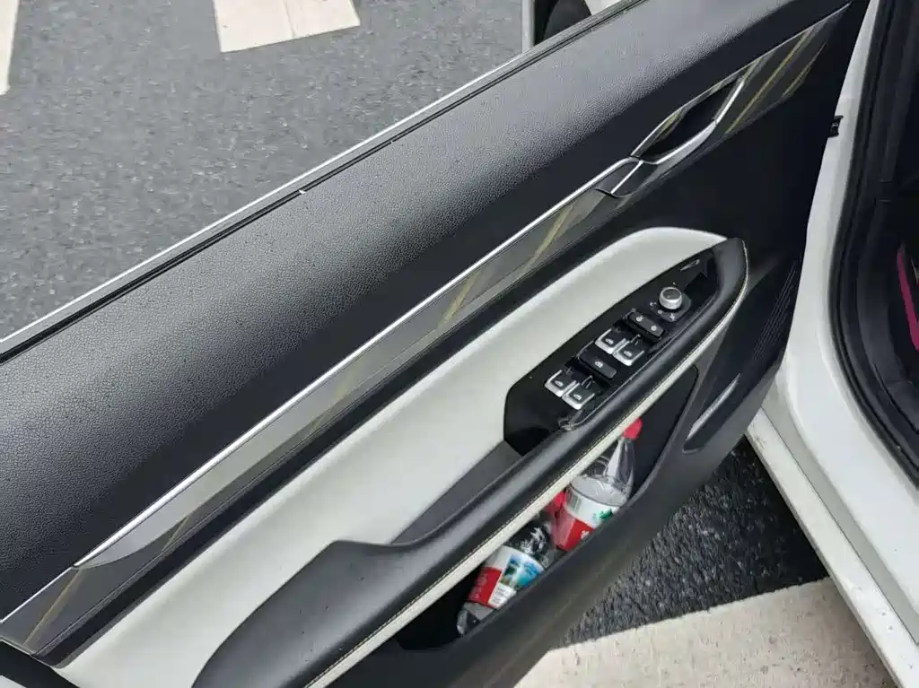 Geely Emgrand L — миниатюра 5