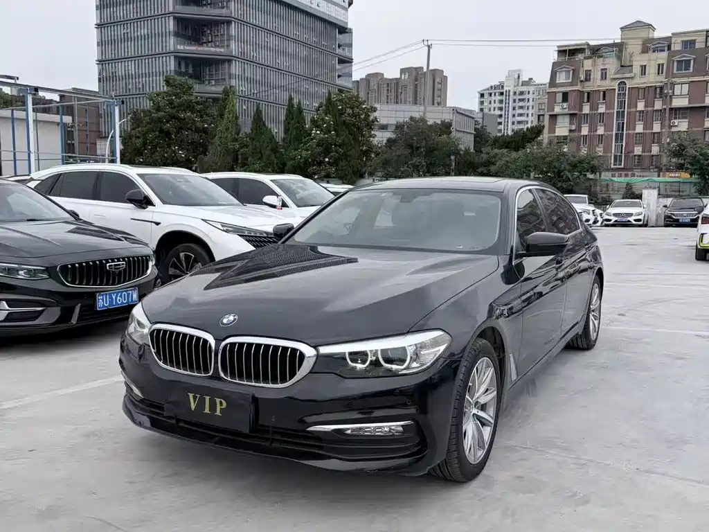 BMW 5 Series 2018 525Li M Sport Package