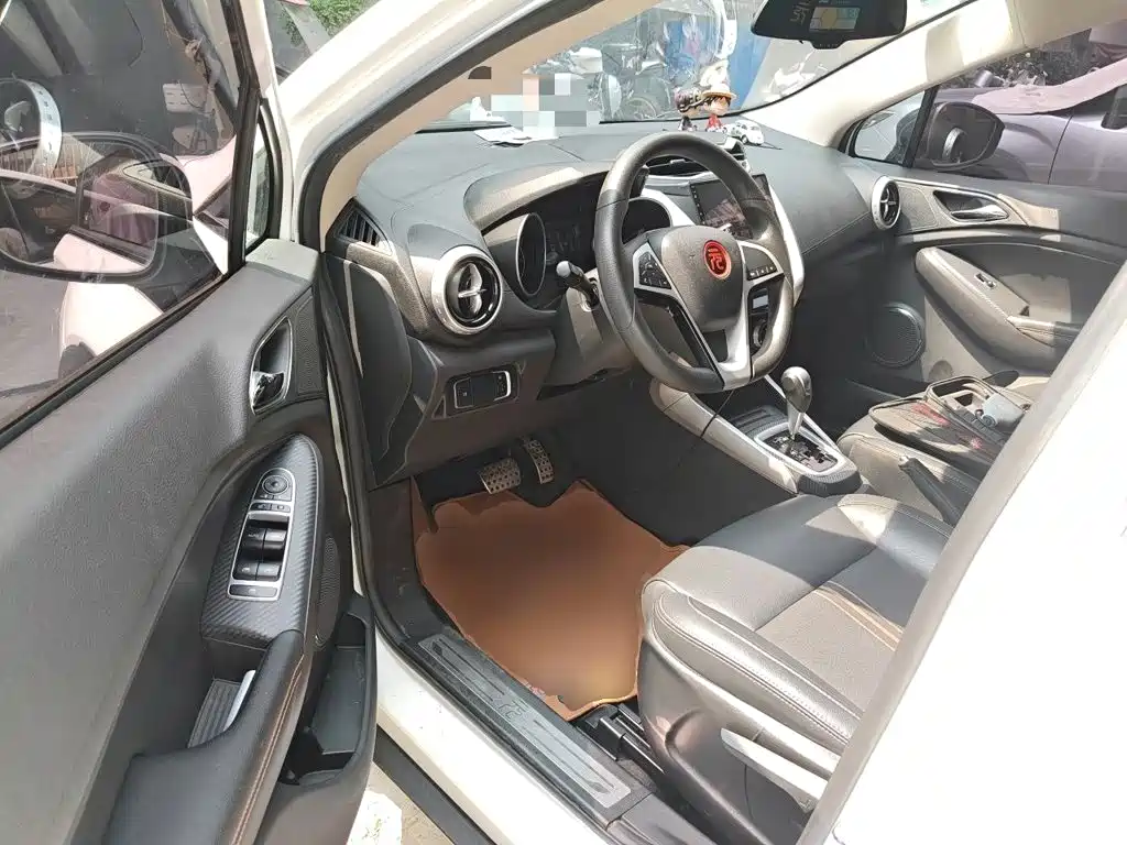 BYD Yuan — миниатюра 17