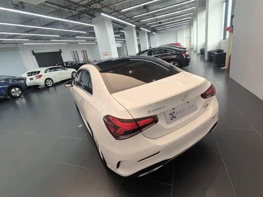 Mercedes-Benz A-Class — миниатюра 6