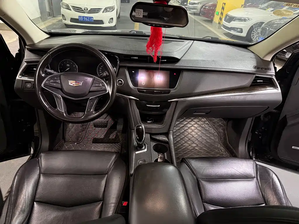 Cadillac XT5 — миниатюра 8