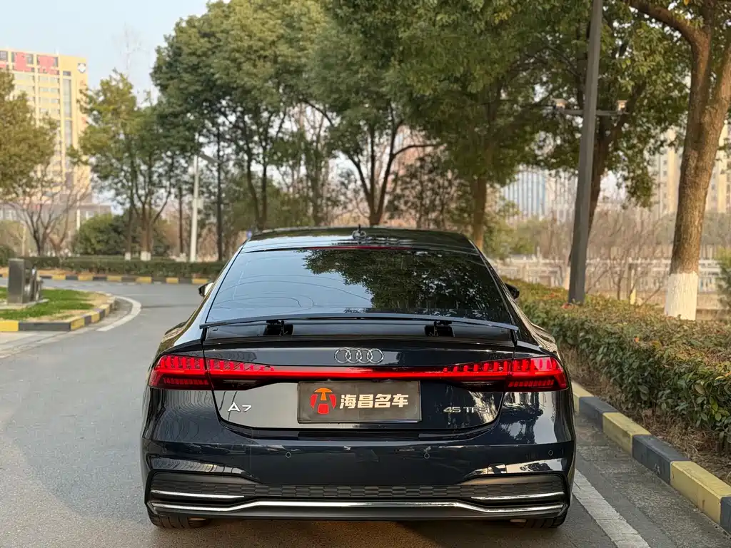AUDI A7