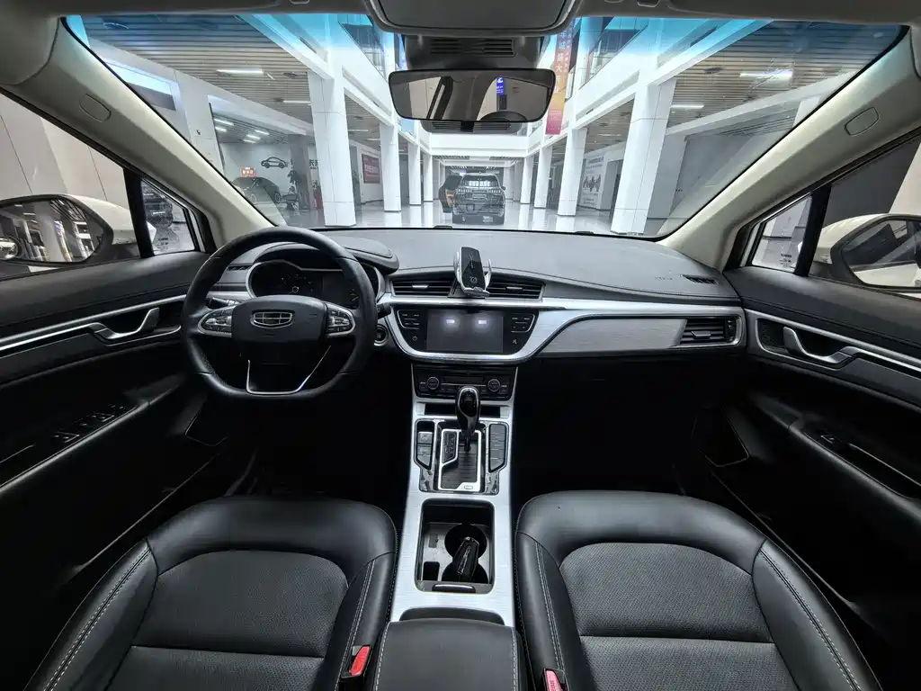 Geely Emgrand GS — миниатюра 10