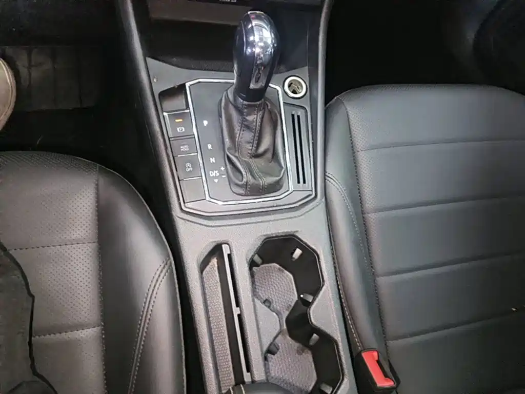Volkswagen Lavida — миниатюра 14