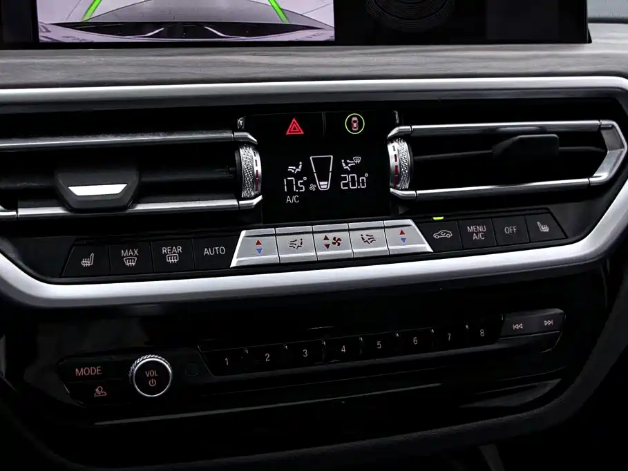 BMW X3 — миниатюра 9