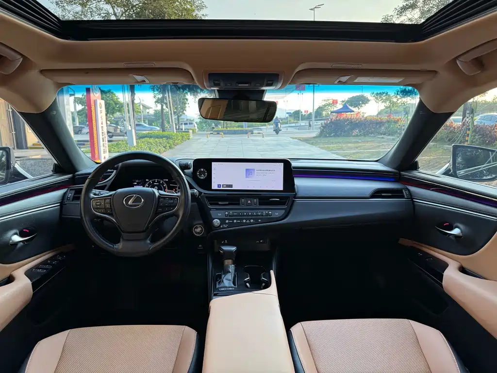 Lexus ES — миниатюра 7