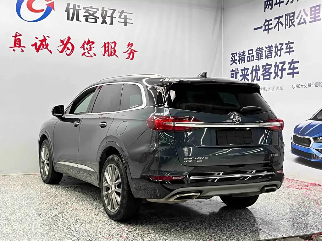 Buick Enclave — миниатюра 16
