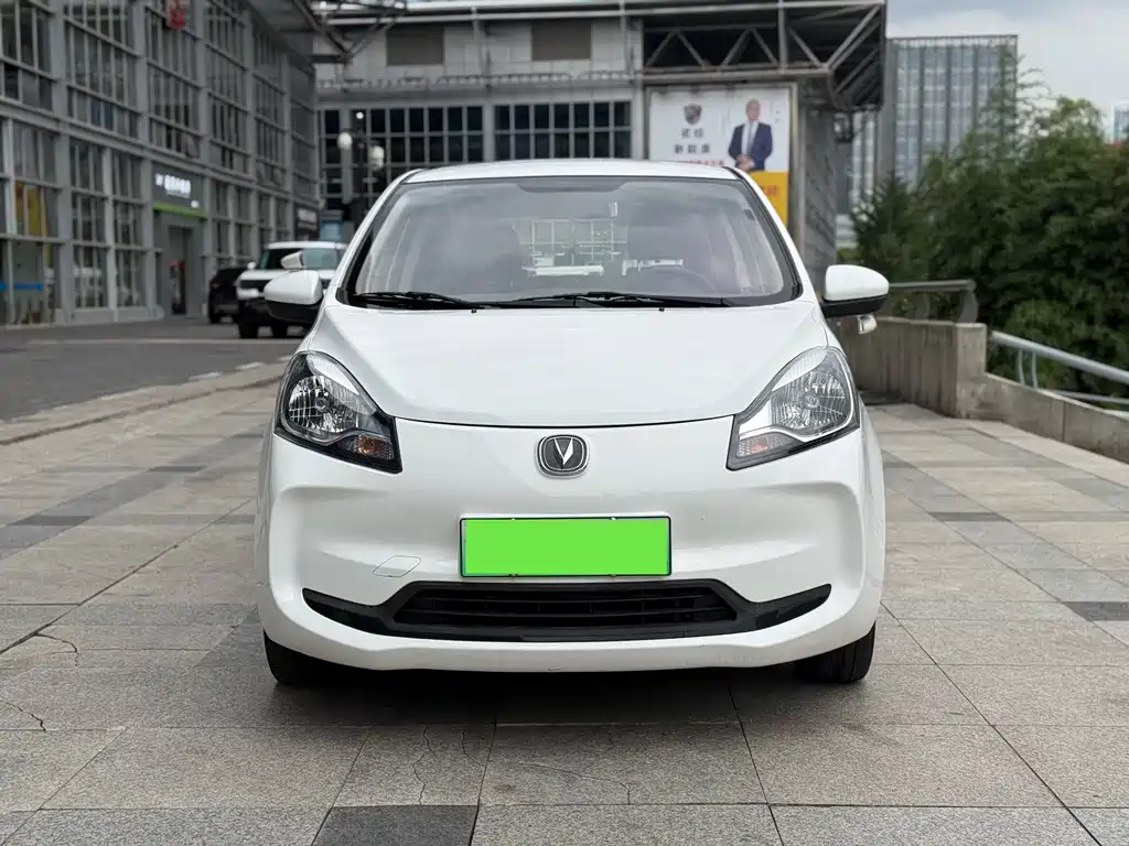 Changan Benben E-Star — миниатюра 2