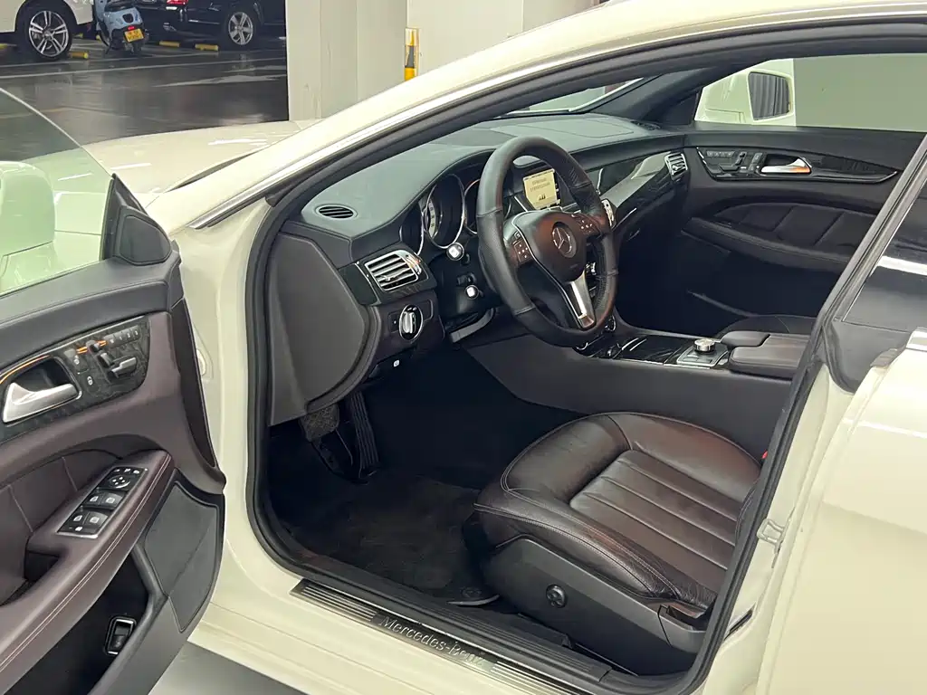 Mercedes-Benz CLS 2012 CLS 300 CGI