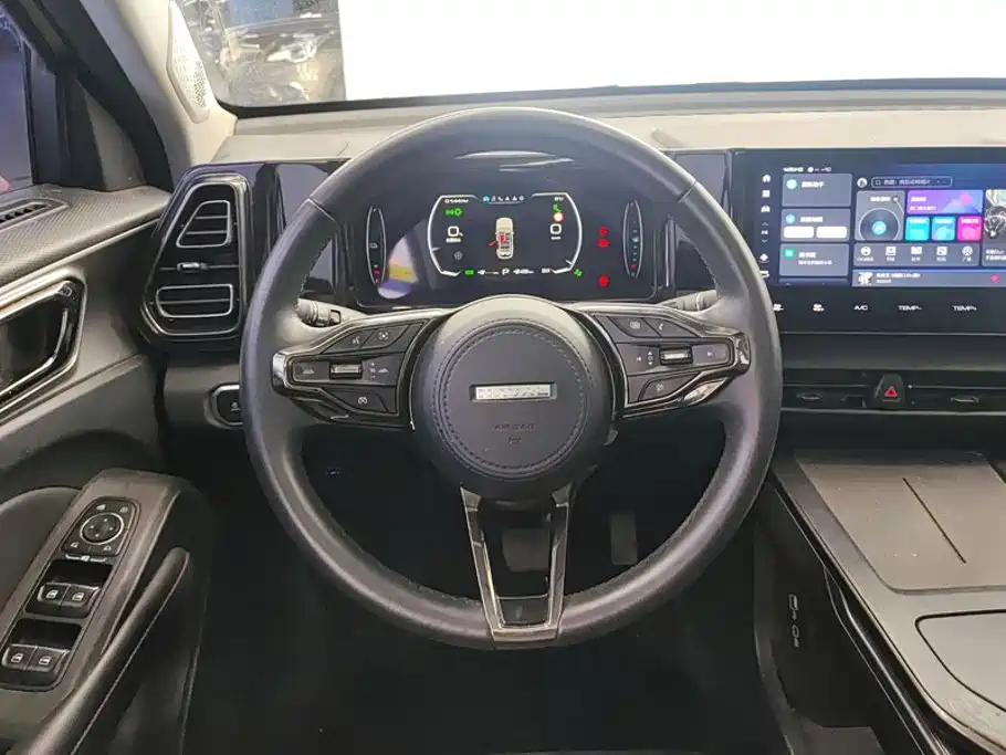 Haval Xiaolong — миниатюра 15