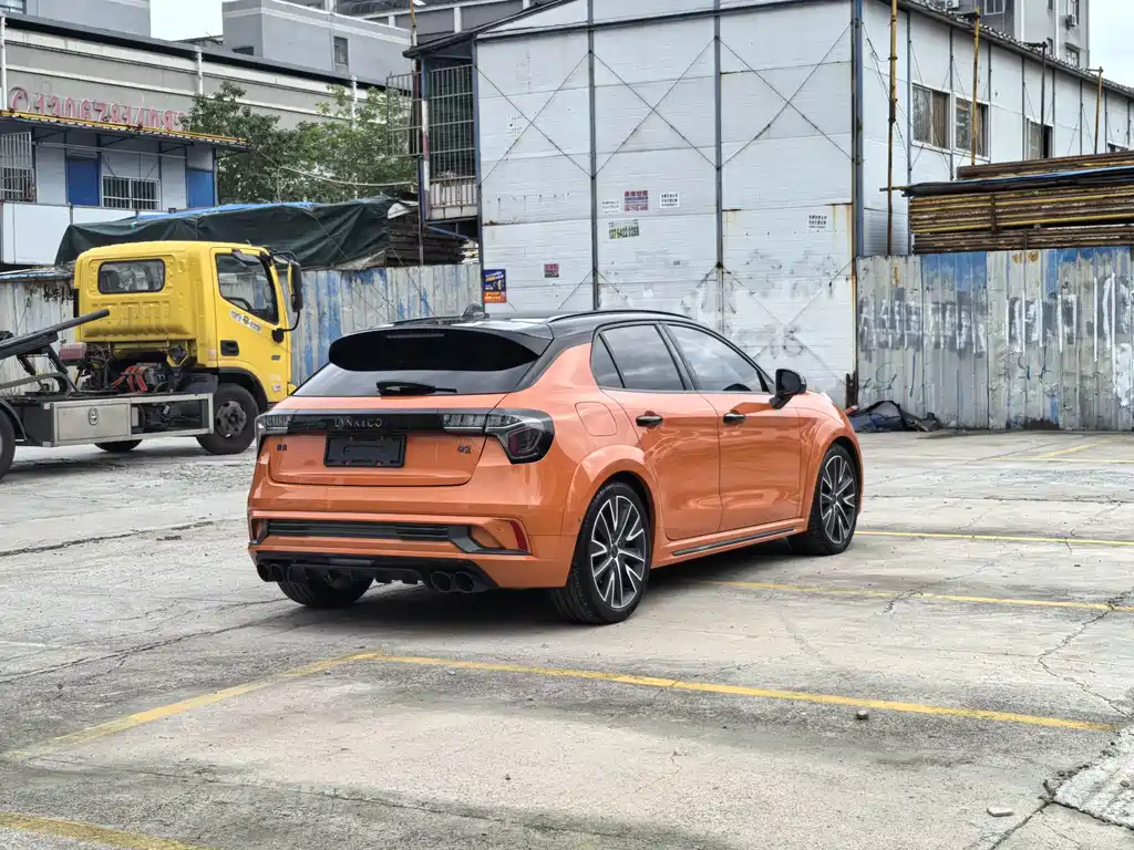 Lynk & Co 02 Hatchback — миниатюра 10