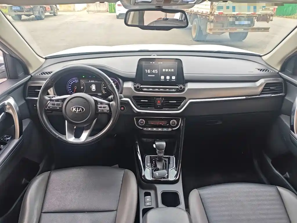 Kia Sportage — миниатюра 10
