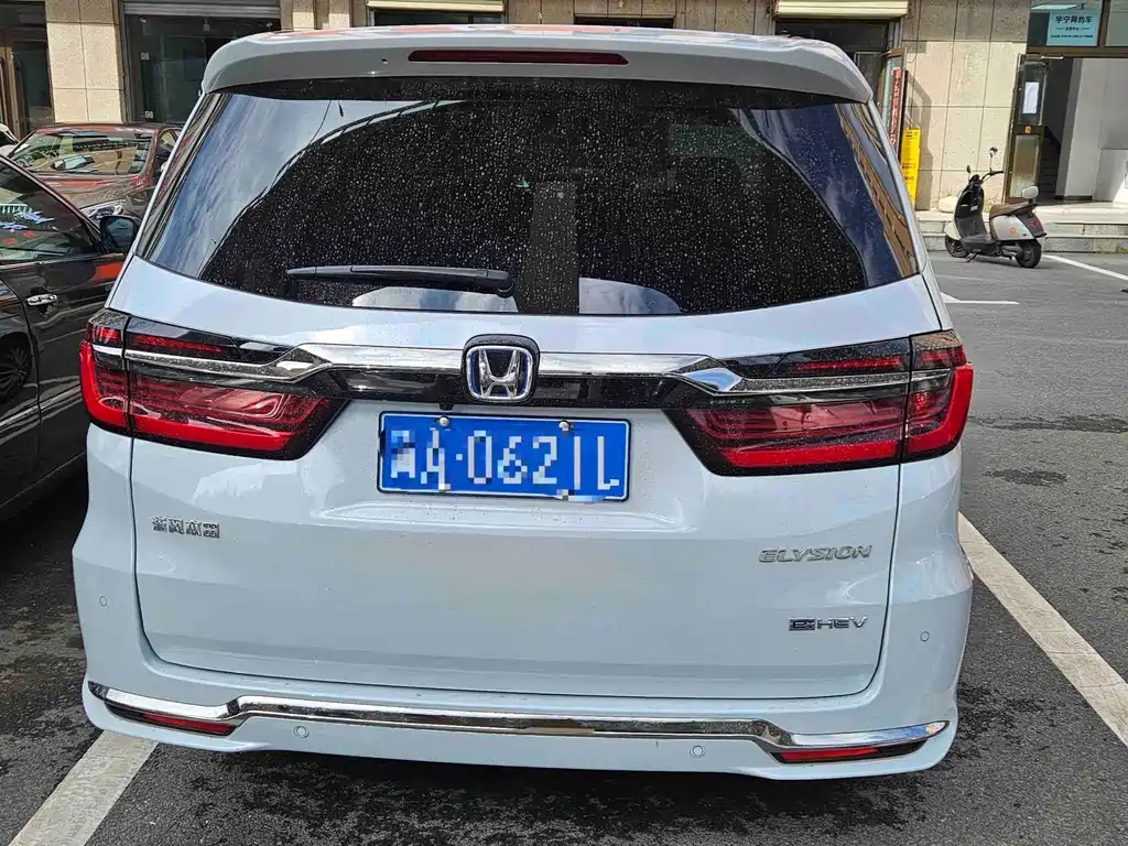 Honda Elysion — миниатюра 9