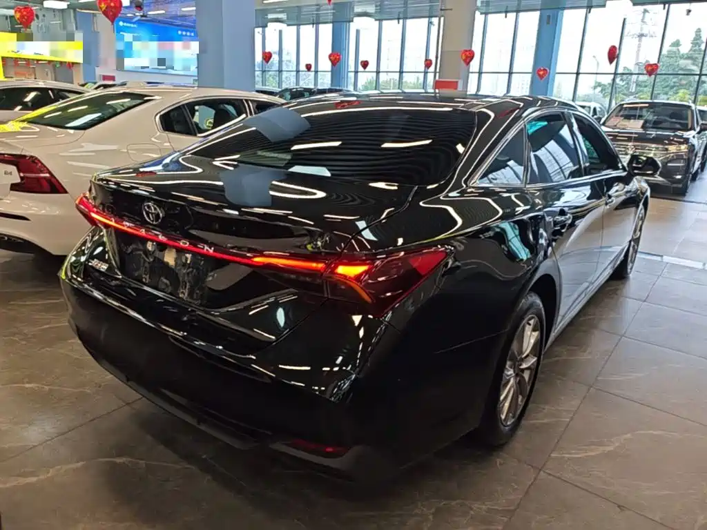 Toyota Avalon — миниатюра 7
