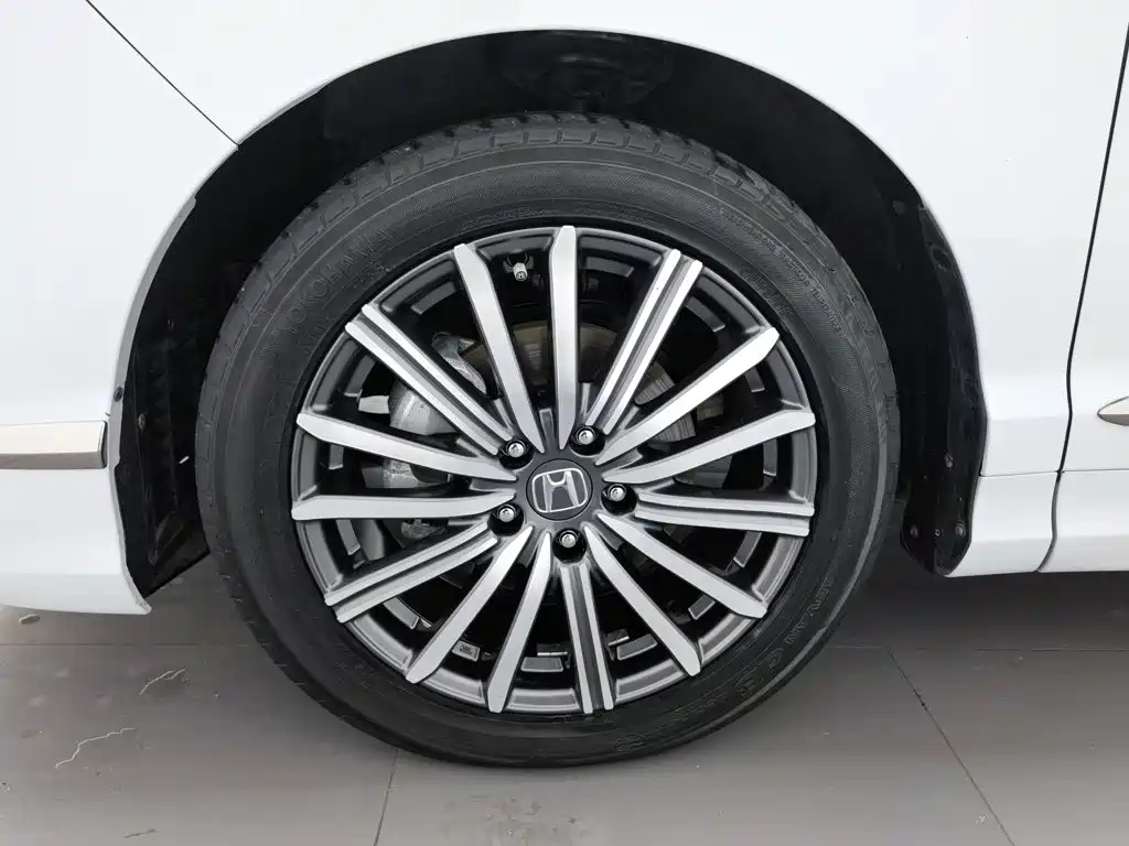 Honda Elysion — миниатюра 17