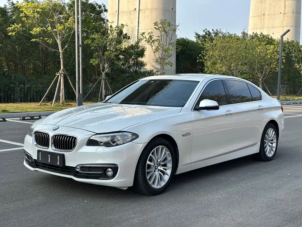 Купить BMW 5 Series