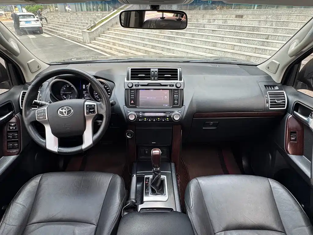 Toyota Land Cruiser Prado 2016 3.5L AT TX-L NAVI